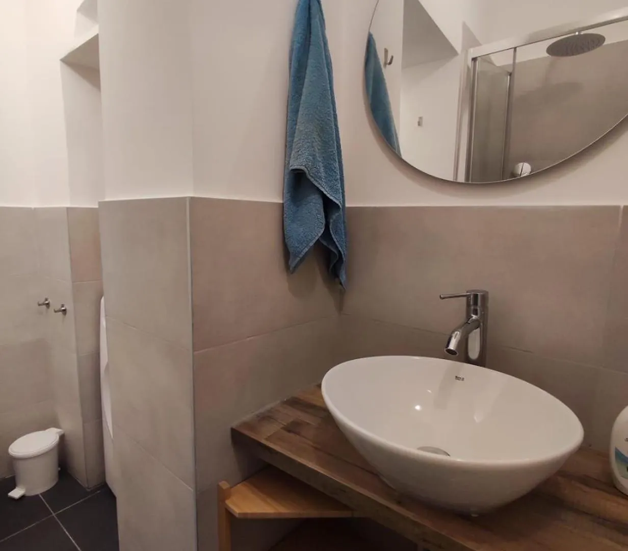 Casa Oscar Apartment Loano